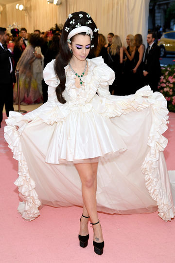 Лили Коллинз. Фото AFP