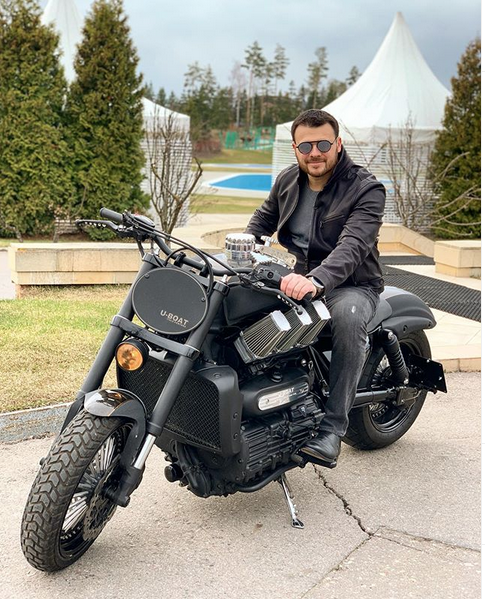 Эмин Агаларов. Фото скриншот: instagram.com/eminofficial/