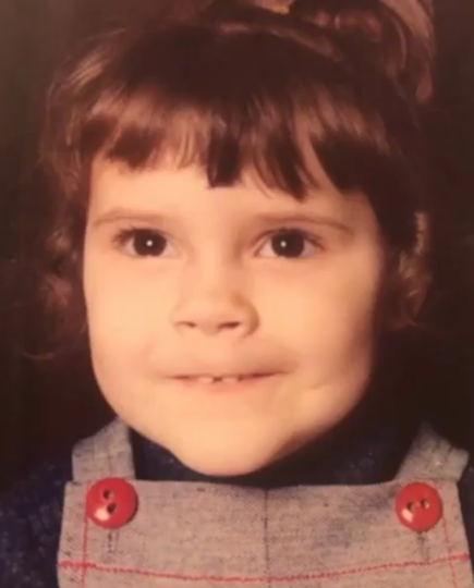 Виктория Бекхэм в детстве. Фото Instagram @victoriabeckham