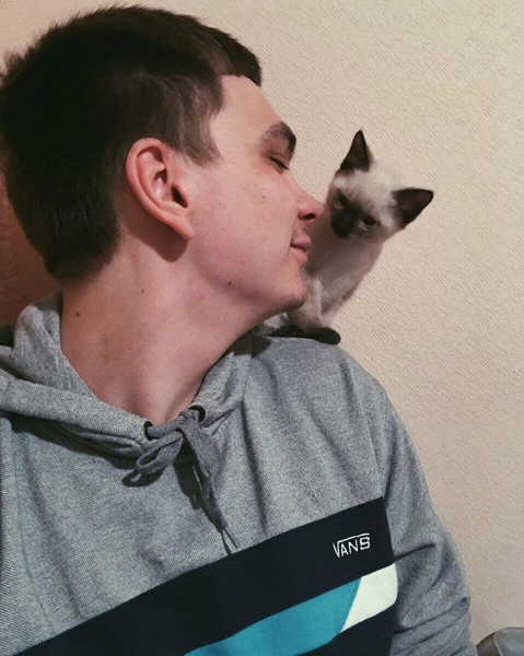 Рэпер Гнойный. Фото Скриншот Instagram: kpss_begemot_official