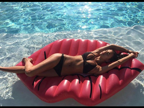 Скриншот instagram.com/irinashayk/?hl=ru.