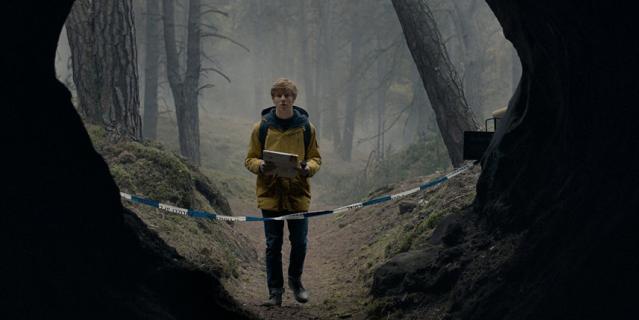 Кадр из сериала "Тьма".