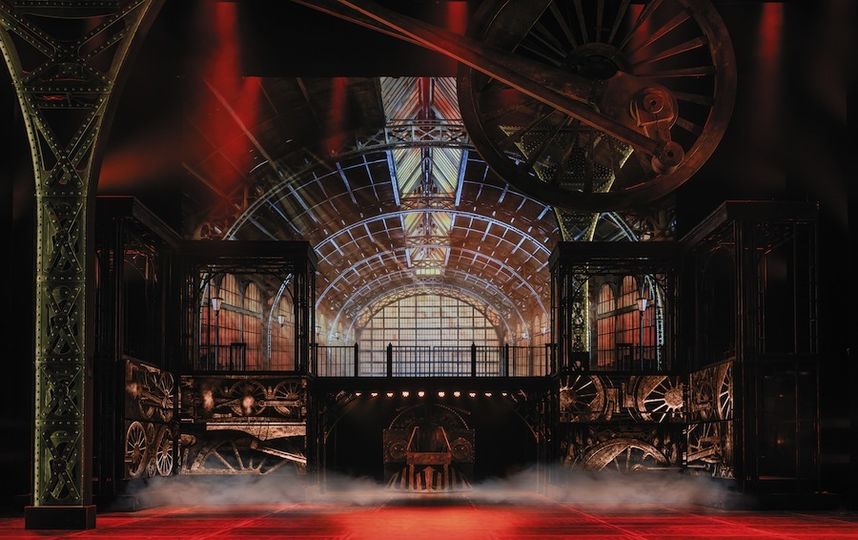 Сцена из мюзикла "Анна Каренина". Фото пресс-служба мюзикла