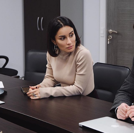 Телеведущая Тина Канделаки. Фото www.instagram.com/tina_kandelaki