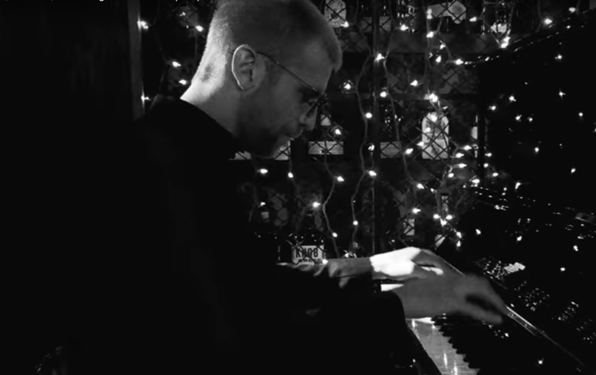 Кадр из клипа Ивана Дорна "Preach". Фото Скриншот Youtube