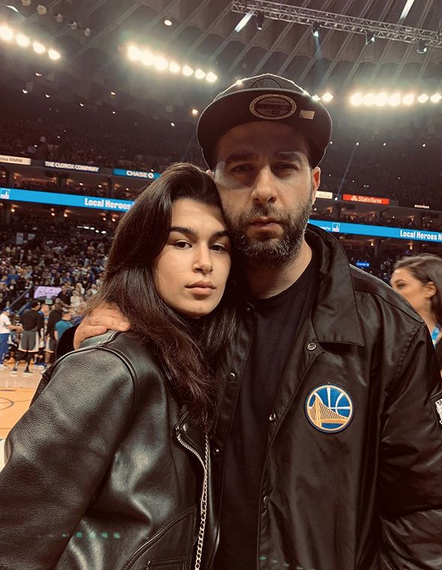 Иван Ургант с дочерью. Фото скриншот: instagram.com/urgantcom/