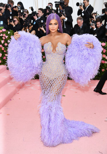 Кайли Дженнер на ковровой дорожке Met Gala-2019. Фото AFP