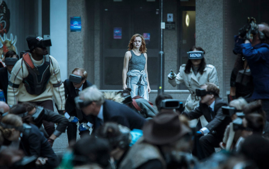 Кадр из фильма "Первому игроку приготовиться". Фото kinopoisk.ru