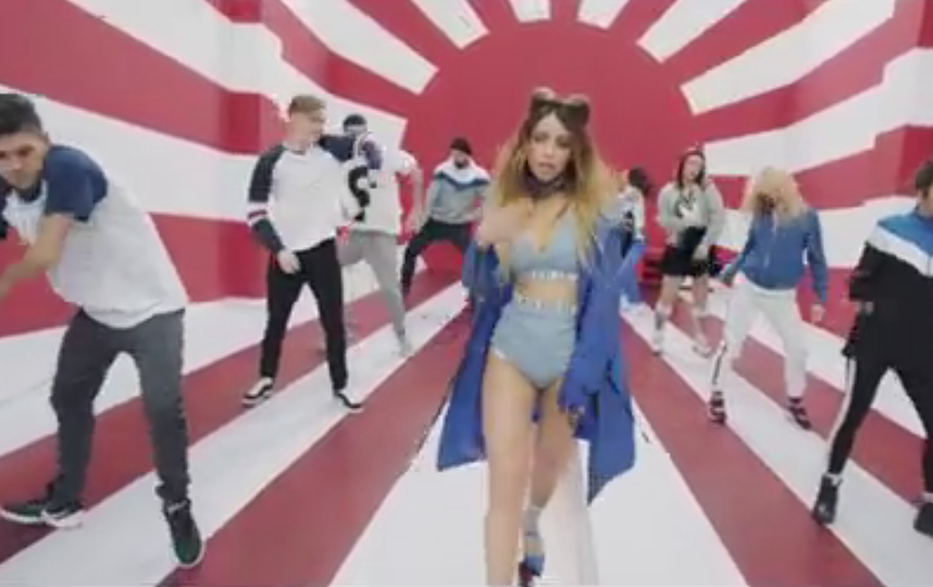 Кадр из клипа группы "Время и Стекло" - "На Стиле". Фото Скриншот Youtube