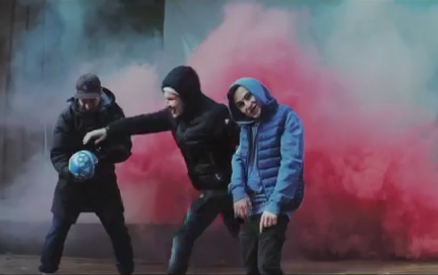 Кадр из клипа Эльдара Джарахова - "БЛОКЕРЫ". Фото Скриншот Youtube