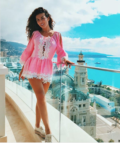 Певица Анна Седокова. Фото www.instagram.com/annasedokova