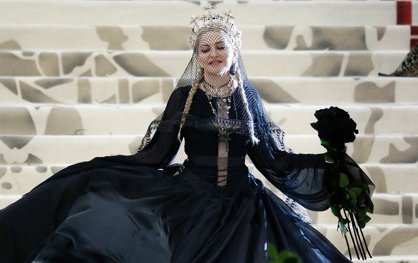 Мадонна на Met Gala в 2018 году. Фото Getty