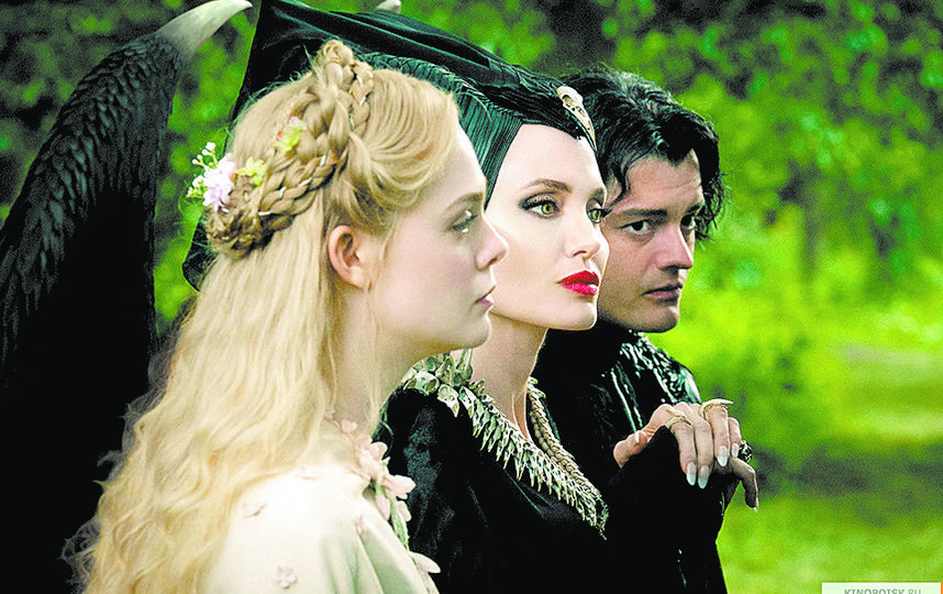 "Малефисента: Владычица тьмы": фэнтези вышло в российский прокат