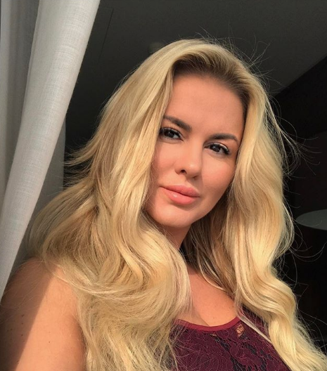 Анна Семенович, певица. Фото www.instagram.com/ann_semenovich