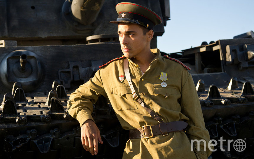 Кадр из сериала "Крепкая броня". Фото Первый канал, "Metro"