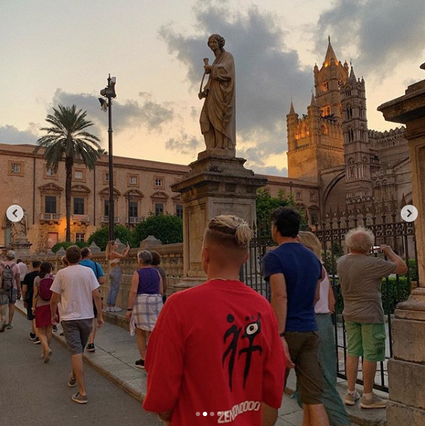 Сейчас пара отдыхает в Италии. Фото скриншот  instagram.com/nastyaivleeva/