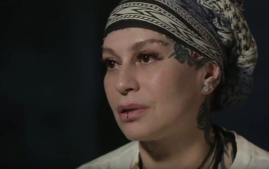 Наргиз Закирова. Фото скриншот: youtube.com/watch?v=FlGmyvghMvA