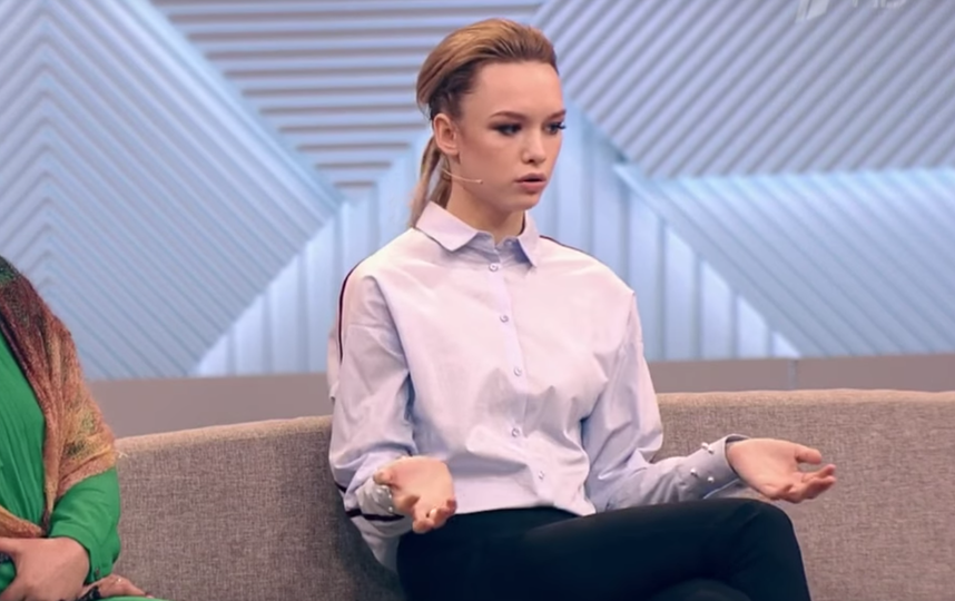 Диана Шурыгина на программе "Пусть говорят" на Первом канале. Фото Скриншот Youtube
