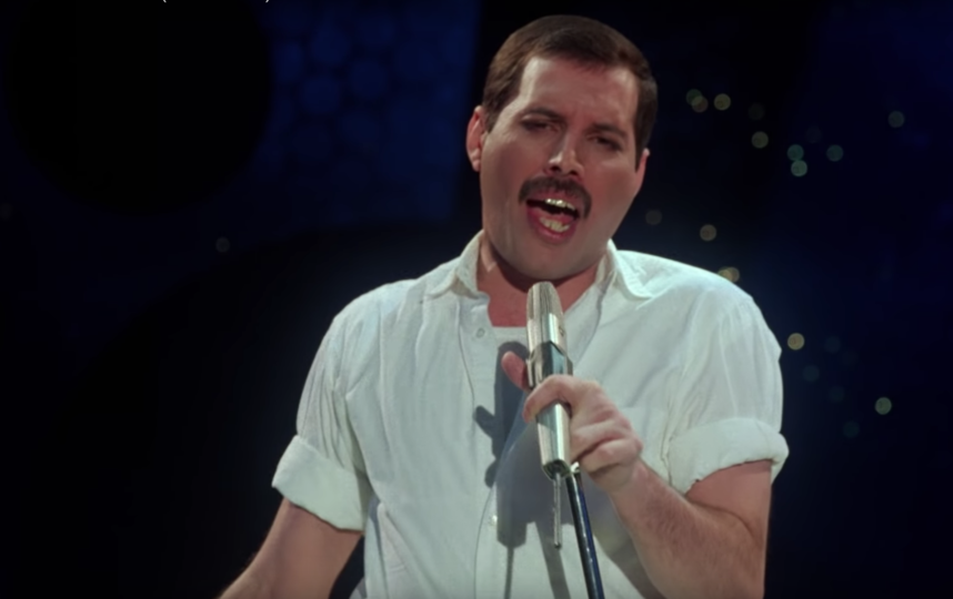 Лидер группы Queen Фредди Меркьюри. Фото Скриншот/Freddie Mercury Solo, Скриншот Youtube