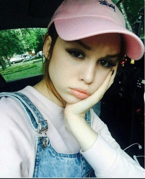 instagram.com/_diana_shurygina_/?hl=ru.