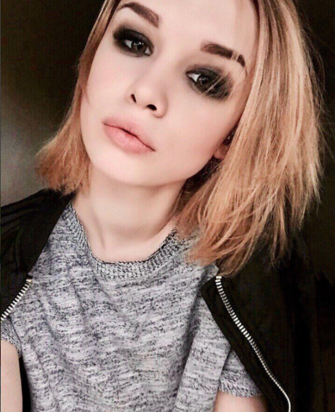 instagram.com/_diana_shurygina_/?hl=ru.