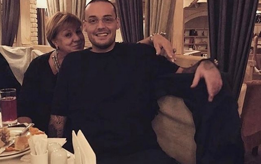 Гуф с мамой. Фото скриншот:instagram.com/therealguf/