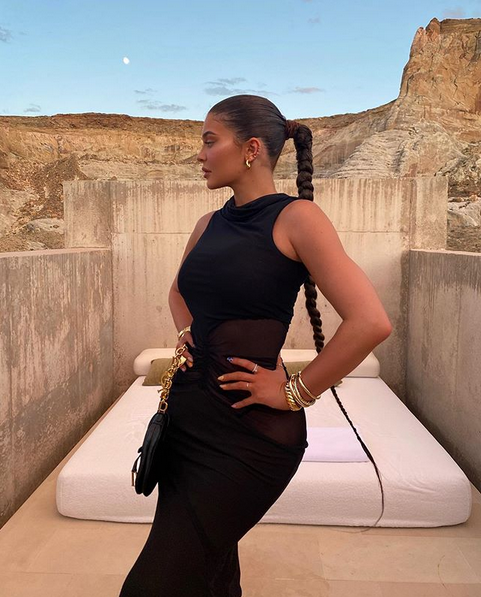 Кайли Дженнер. Фото скриншот: instagram.com/kyliejenner/