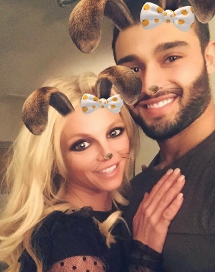 Бритни Спирс и Сэм Асгари. Фото www.instagram.com/britneyspears