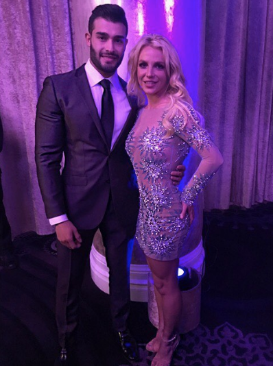 Бритни Спирс и Сэм Асгари. Фото www.instagram.com/britneyspears