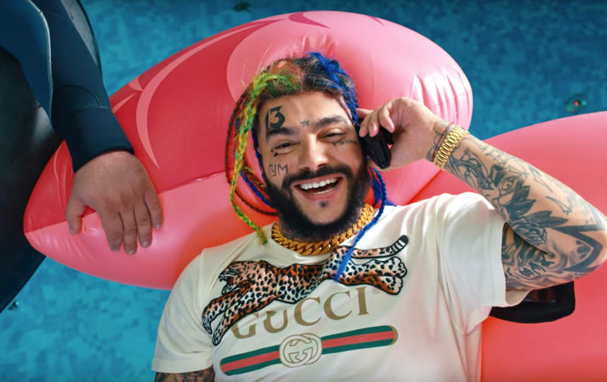 Егор Крид и Тимати "Гучи". Фото скриншот: youtube.com/watch?v=HfRZ67HSDdA