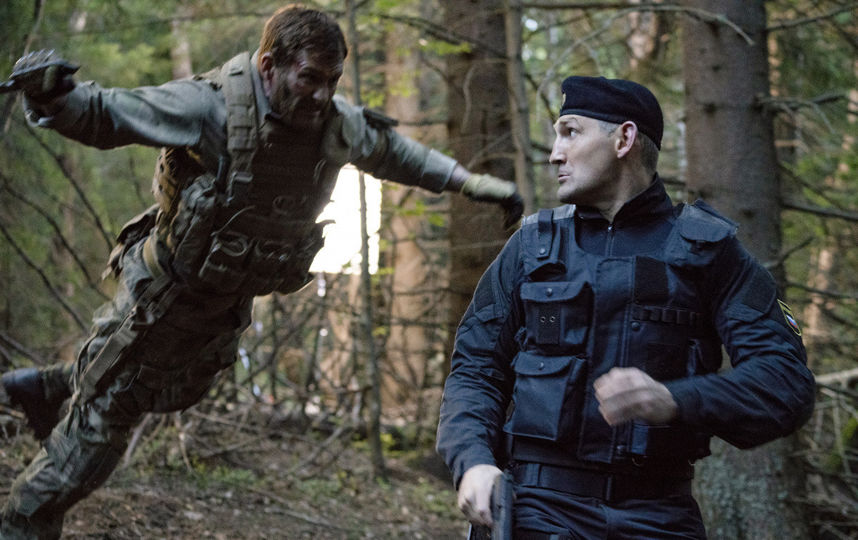 Кадр из фильма "Хантер Киллер". Фото Megogo Distribution