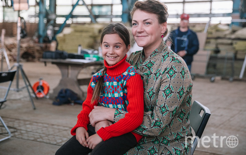 Анна Уколова и Ангелина. Фото Марк Серый для "ЭГО продакшн", "Metro"