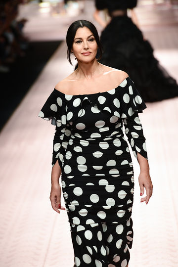 Актриса Моника Беллуччи на показе Dolce&Gabbana. Фото AFP