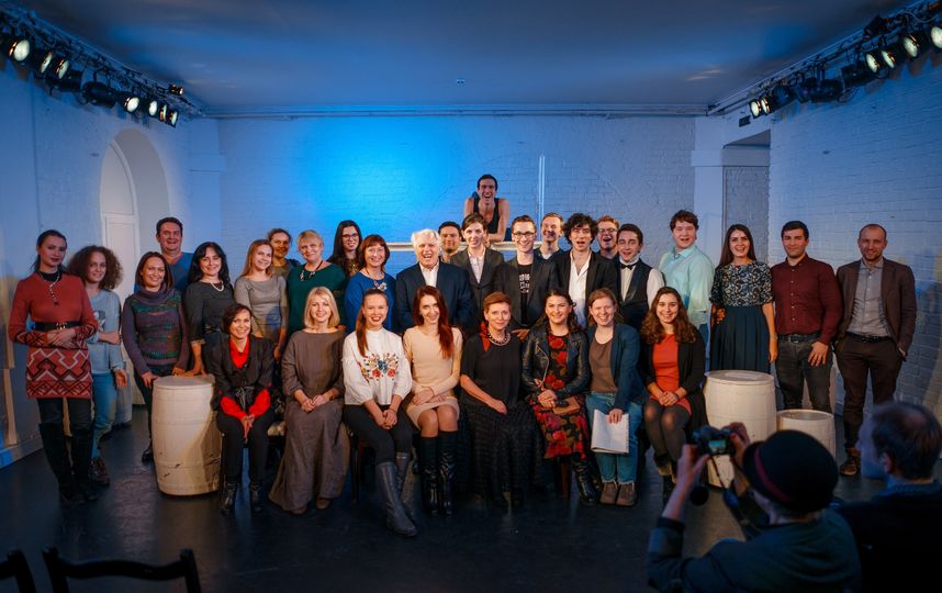 Команда театра МОСТ. Фото Предоставлено пресс-службой театра.