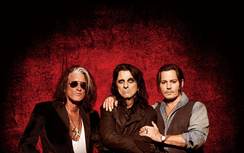 Супергруппа Джонни Деппа Hollywood Vampires впервые выступит в России