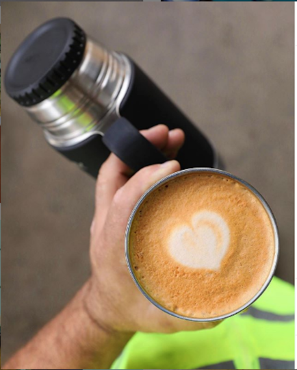 Строитель из Техаса по имени Омар. Фото www.instagram.com/justaconstructionguy