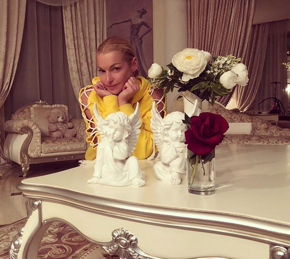 Анастасия Волочкова. Фото скриншот: instagram.com/volochkova_art/