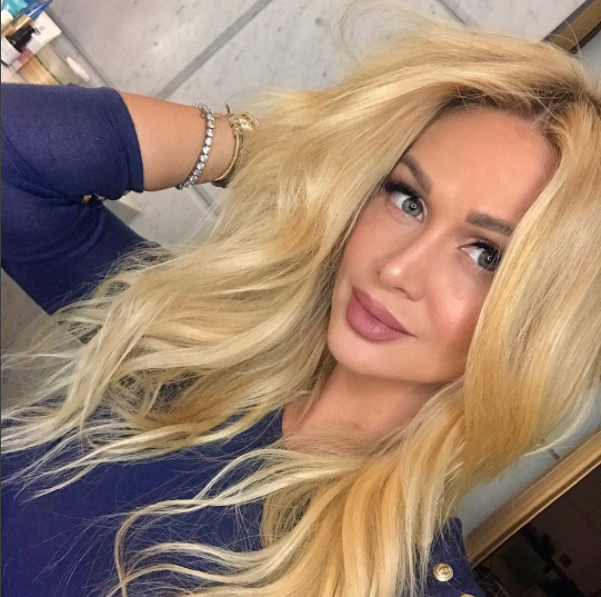 Скриншот instagram.com/lopyrevavika/?hl=ru.