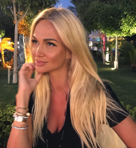 Скриншот instagram.com/lopyrevavika/?hl=ru.