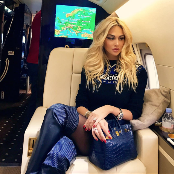 Скриншот instagram.com/lopyrevavika/?hl=ru.