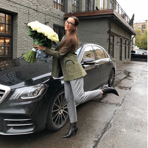 Телеведущая Ольга Бузова. Фото www.instagram.com/buzova86