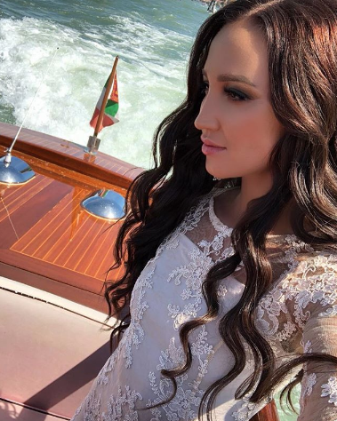 Телеведущая и певица Ольга Бузова. Фото www.instagram.com/buzova86