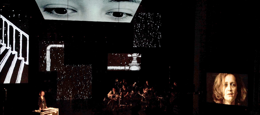 Сцена из спектакля "Рок. Дневник Анны Франк". Фото Пресс-служба театра им Пушкина