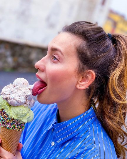 Регина Тодоренко. Фото Скриншот Instagram/vladtopalovofficial