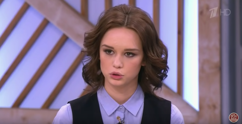 Диана Шурыгина на передаче "Пусть говорят". Фото Скриншот Youtube/watch?v=H0bVWh0L54Q
