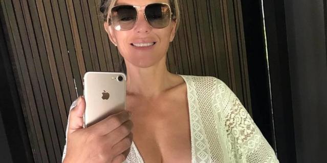 Элизабет Хёрли.