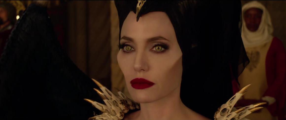 Кадр из трейлера фильма "Малефисента: Владычица тьмы". Фото скриншот: youtube.com/watch?time_continue=86&v=L0ttxMz-tyo