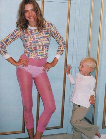 Наталья Водянова поздравила старшего сына с днём рождения и поделилась архивным фото. Фото скриншот @natasupernova