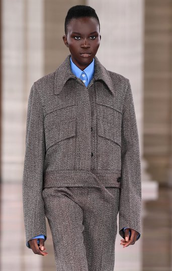 Виктория Бекхэм представила новую коллекцию Осень/Зима-2020. Фото AFP