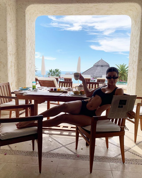 Кортни Кардашьян. Фото скриншот: instagram.com/kourtneykardash/